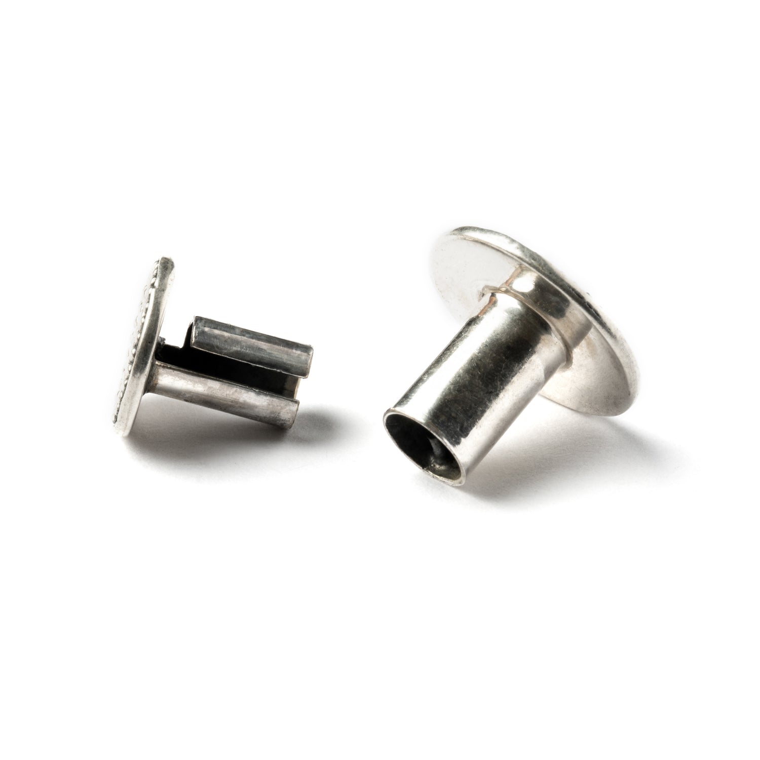 single Silver Screw On Dots Star ear Plug closure view