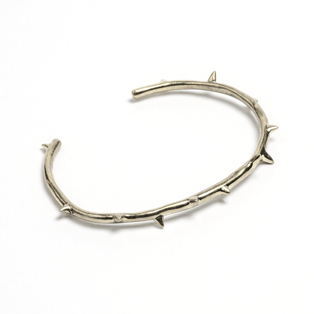 Spiky-gothic-cuff-bracelet_2
