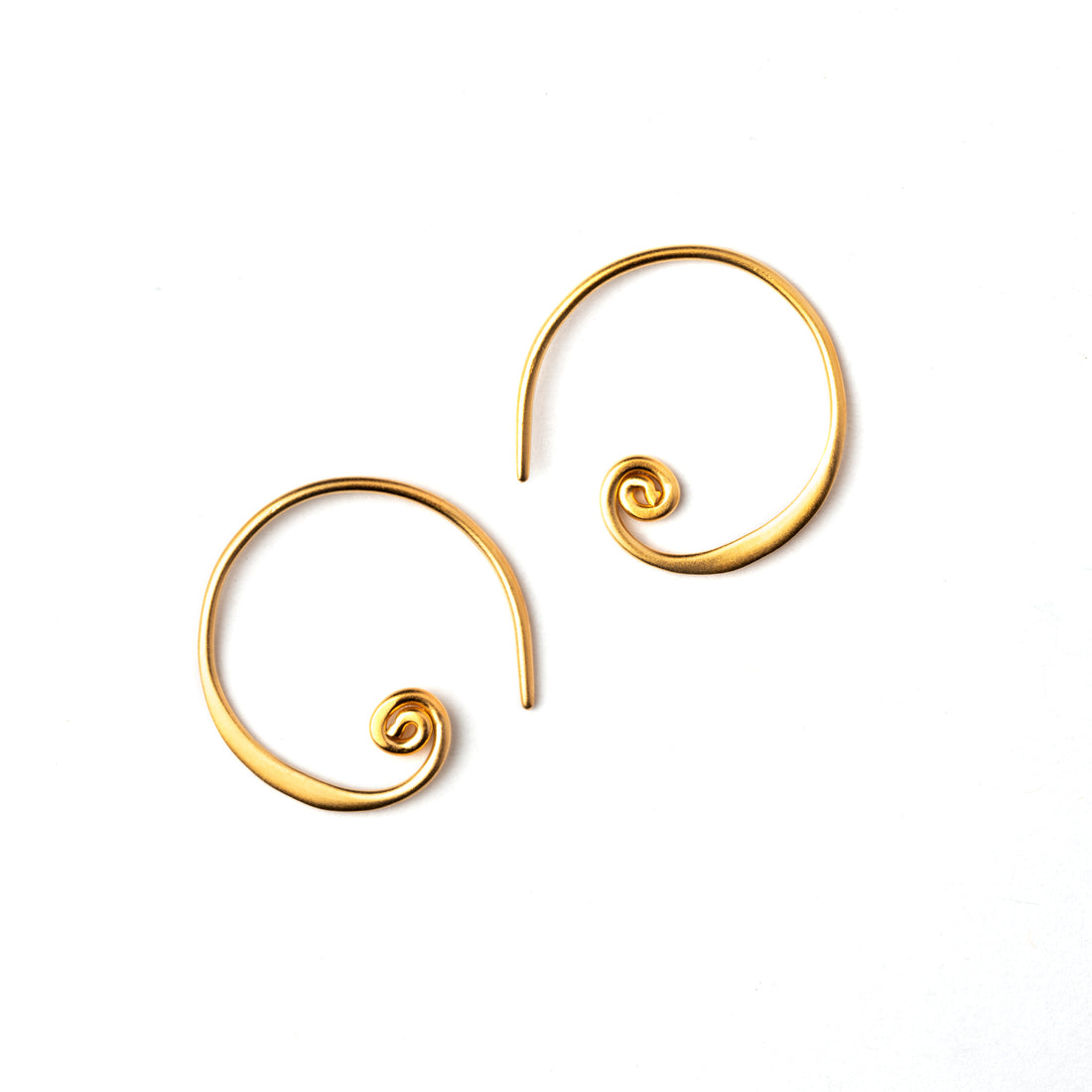 Spiral-wire-earrings-in-gold_5