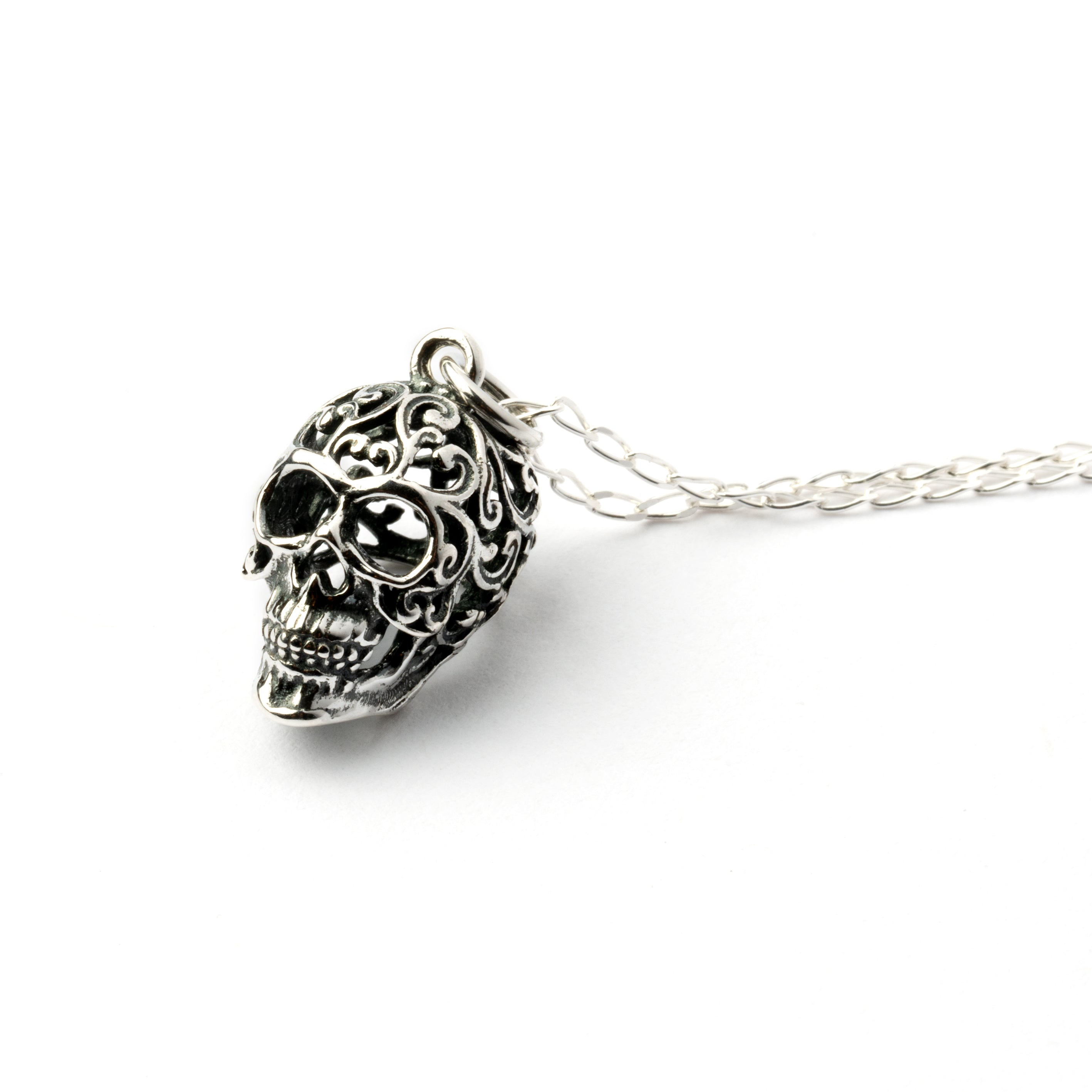 Sugar clearance skull necklace