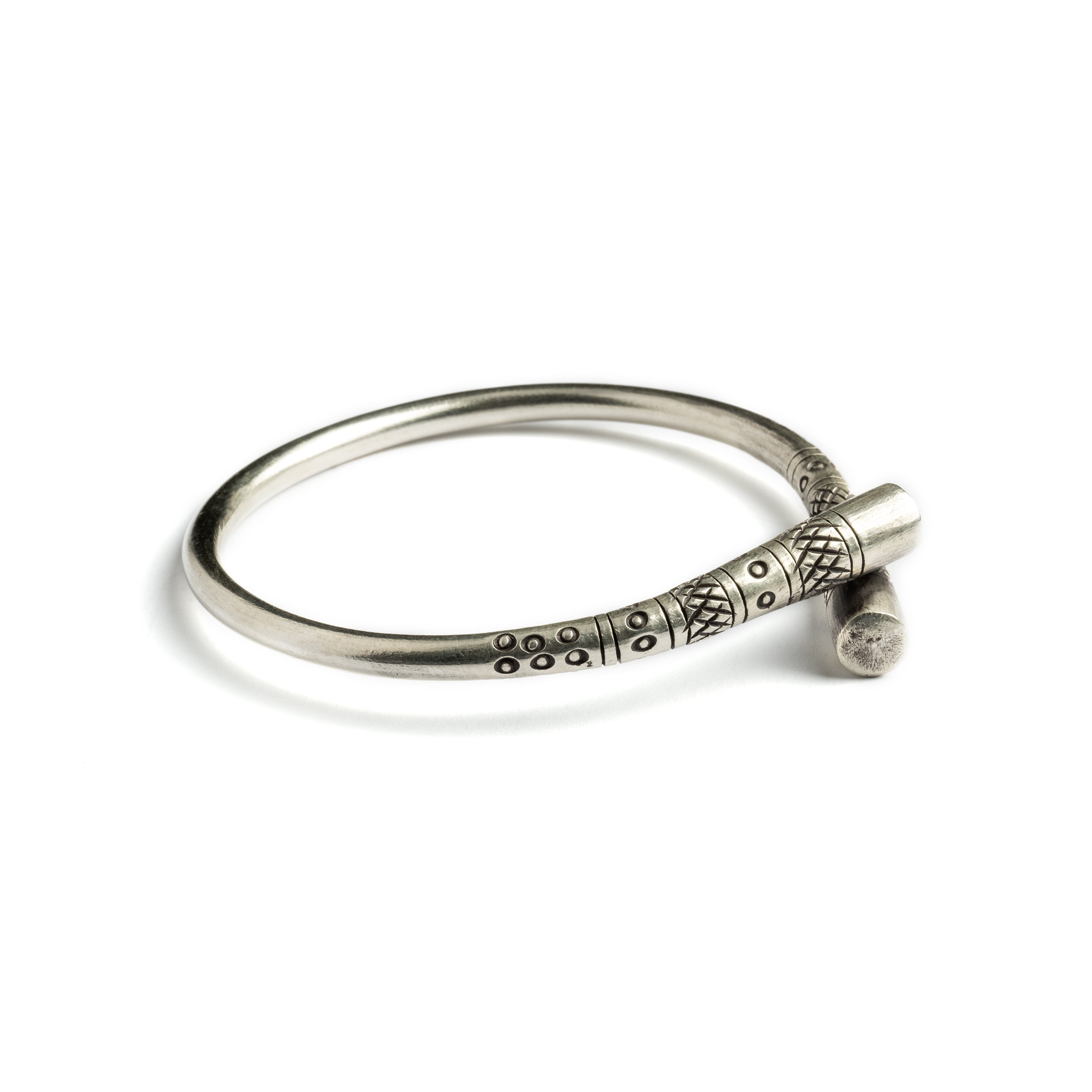 Twisted Silver Cuff left side view