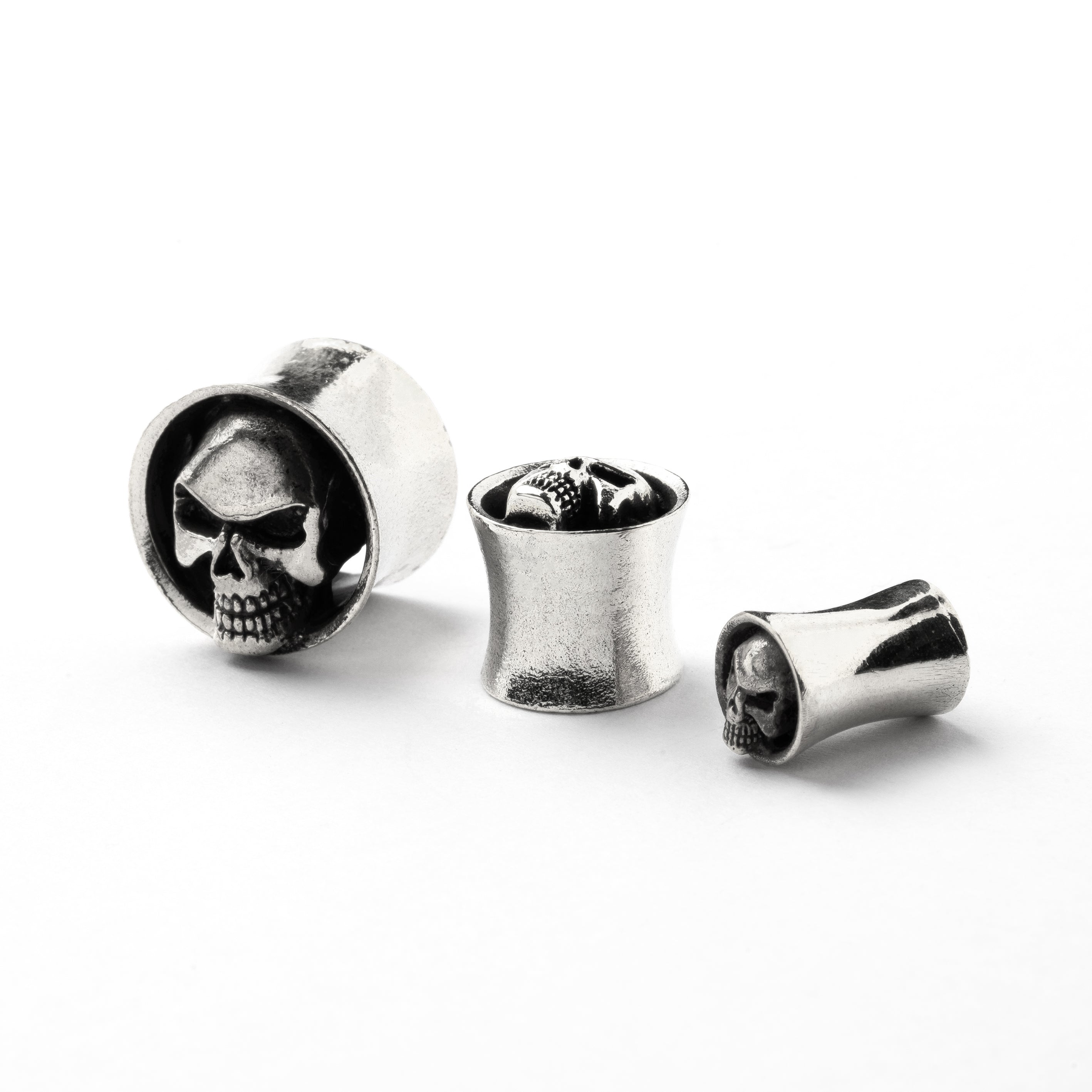 Skull deals ear gauges