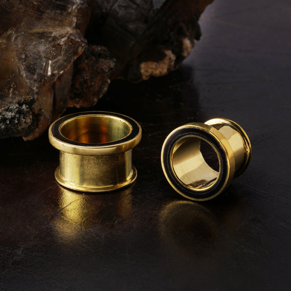 Golden Black Shell Tunnels