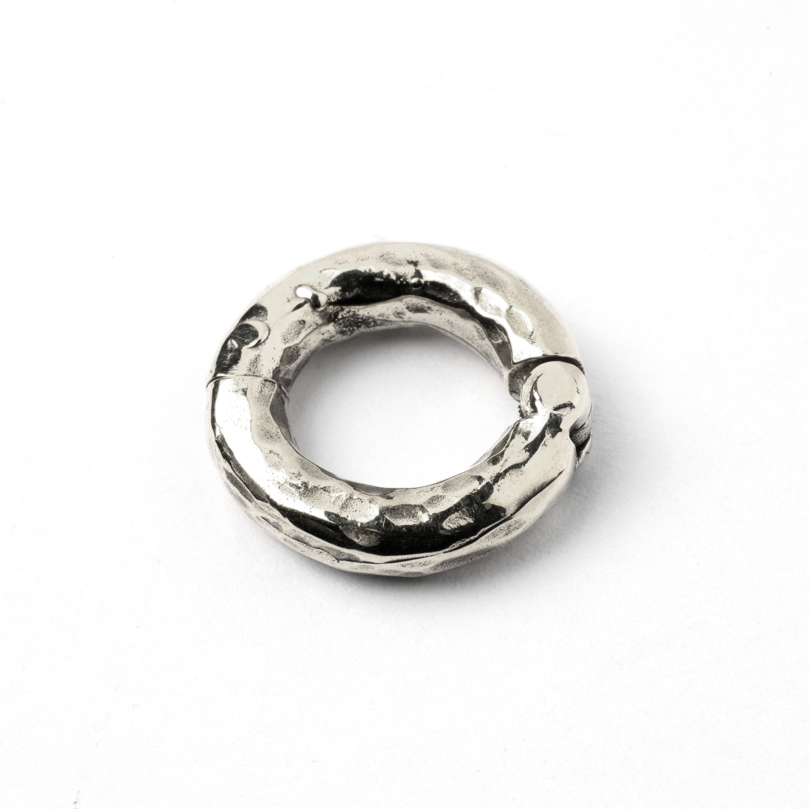 single silver hammered gauge hoop frontal side view
