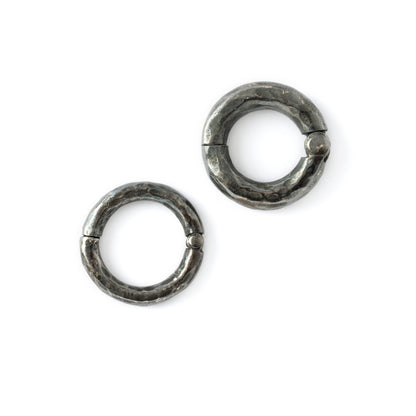 3mm &amp; 4mm black silver hammered clicker hoops frontal view