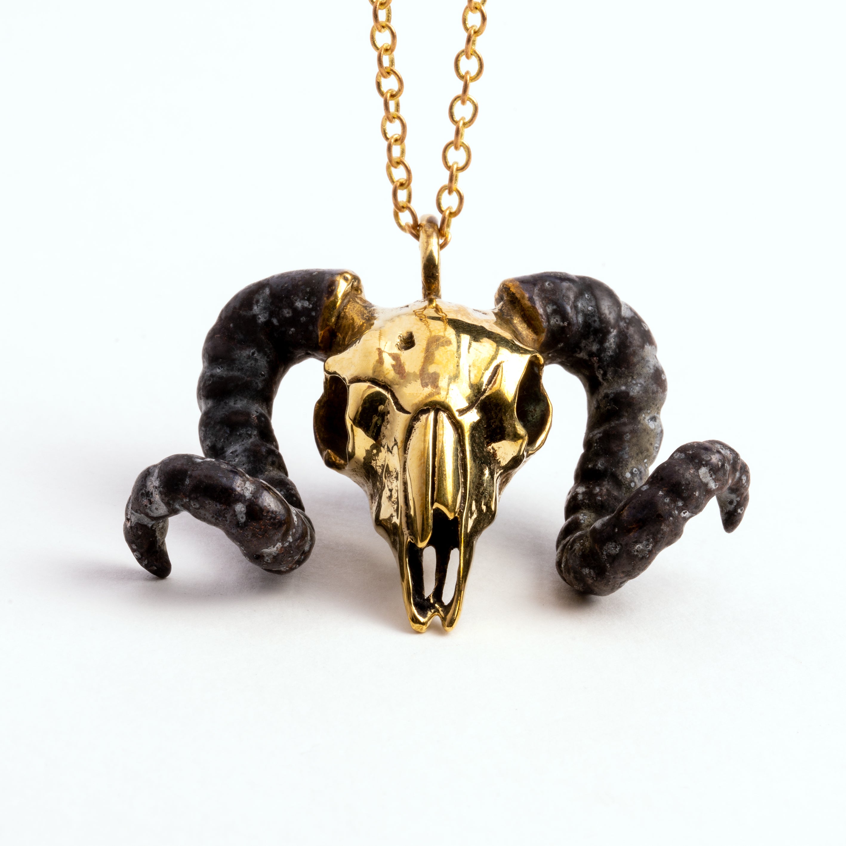 ram-skull-necklace-bronze